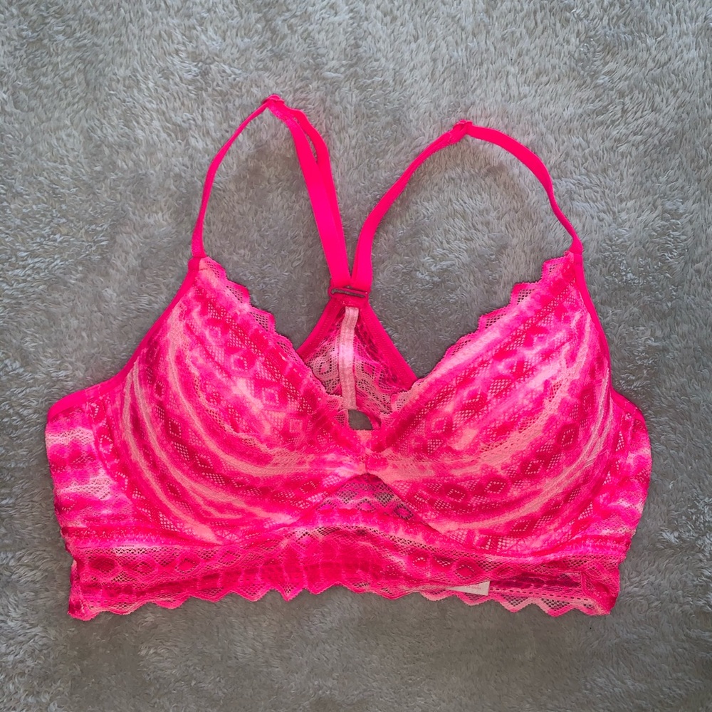 VS PINK lacy bralette / bra